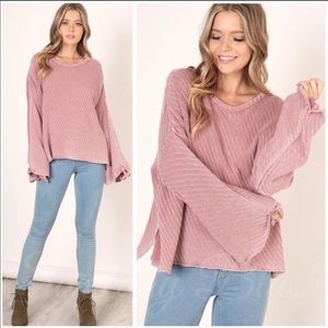 BOUTIQUE ITEM: Dusty rose bell sleeve sweater 🌹